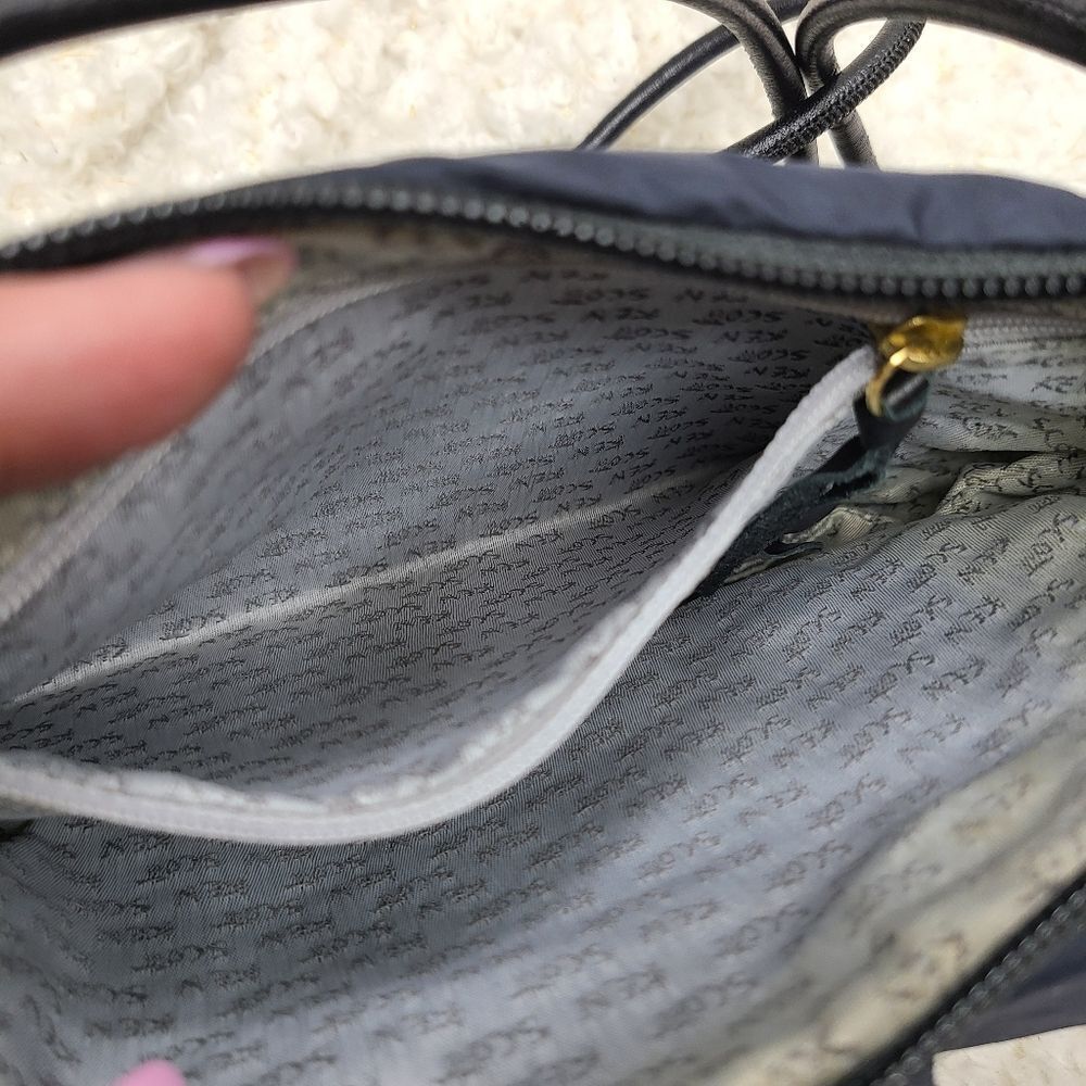 Ken Scott Nylon Ruffle Shoulder Bag‎ - Picture 6 of 8